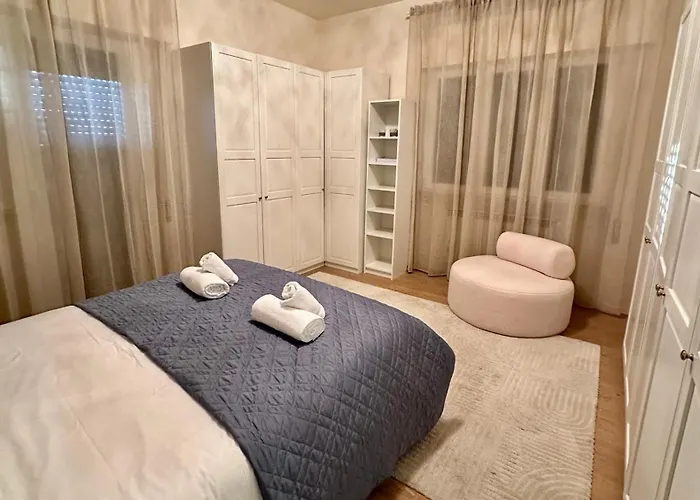 Gigi's Place * 维亚雷焦